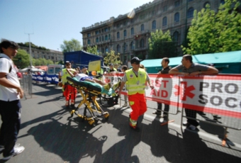 Milano_City_Marathon_2011_presidio_medico_BusnagoSoccorso