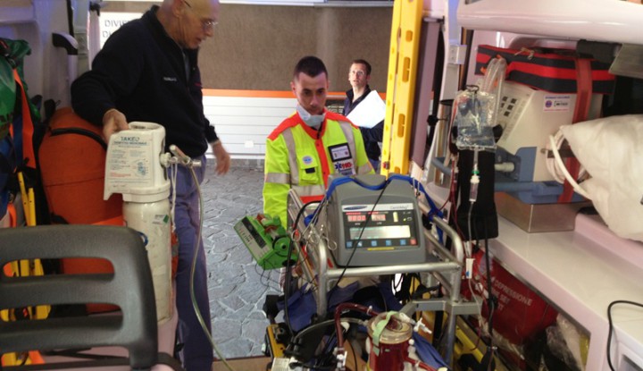 Polmonite Bilaterale: ECMO Team in Missione Lampo.
