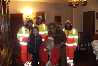 Babbo Natale in Ambulanza 2008 Busnago Soccorso Onlus