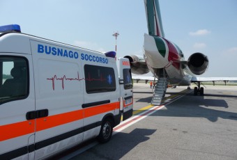 MEDEVAC Trasferimento Aereo 290609 Busnago Soccorso Misericordia Salerno