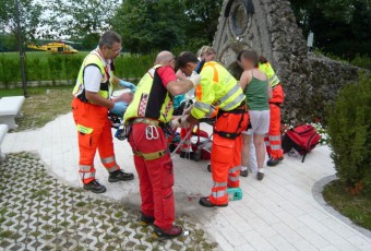 Shock anafilattico ad Ornago. interviene l'Elisoccorso di Milano.