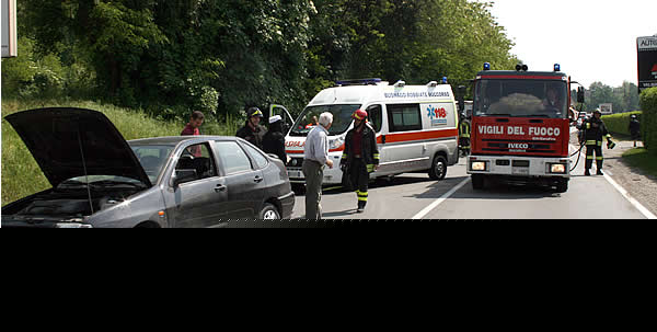 Incidente Stradale auto-moto a Merate.