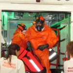 Scafandro_NBCR_EBOLA_Rischio_Batteriologico_BusnagoSoccorso_REAS_2014