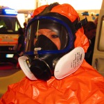 tuta_autoprotezione_virus_Ebola_BusnagoSoccorso_REAS2014